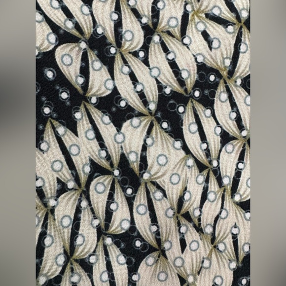 DVF Diane Von Furstenburg Angela Silk Top in Panther Lace Black Size 2 Blouse - Picture 6 of 11